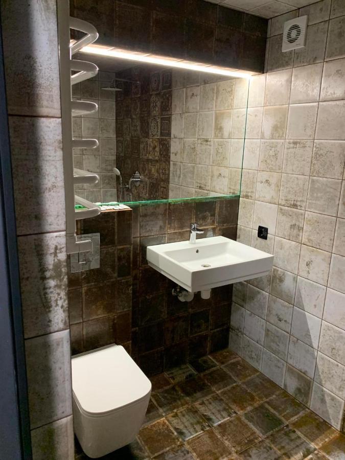 Уютная Квартира Возле Метро 23 Августа Apartment Kharkov Luaran gambar