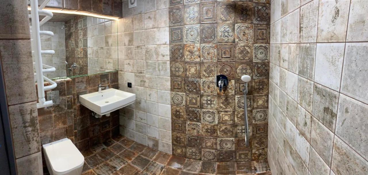 Уютная Квартира Возле Метро 23 Августа Apartment Kharkov Luaran gambar